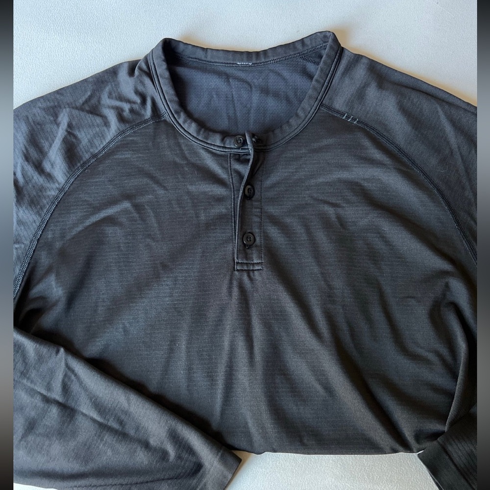 Men’s lululemon Henley